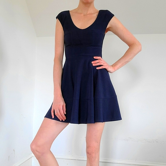 GUESS - Dress - Picture 10 of 14